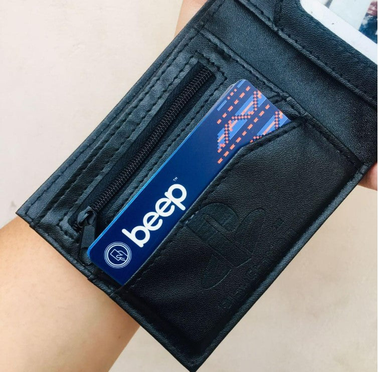 Gaming Controler Wallet - Hobbies and Topics